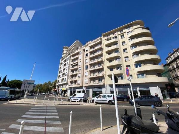 A VENDRE/APPARTEMENT/TOULON : quartier du Champs de Mars, à proximités des facultés, transports...