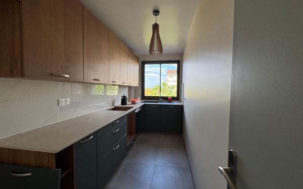 Appartement à louer    3 pièces •  Joinville-le-Pont