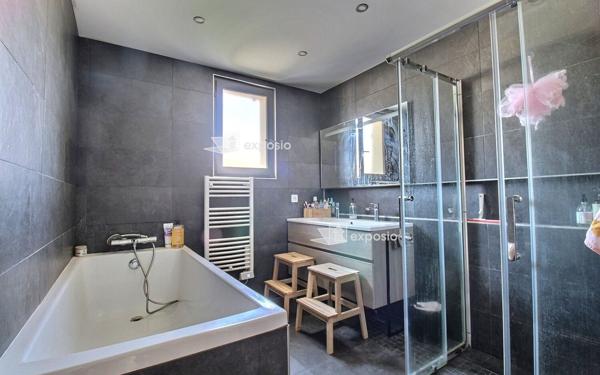 Maison à vendre    7 pièces • 104,51 m2 Ris-Orangis