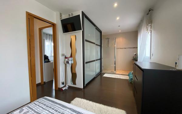 Maison à vendre    4 pièces • 110 m2 Champigny-sur-Marne