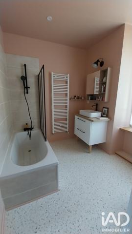 Maison à vendre 9 pièces 220 m² Besse-et-Saint-Anastaise