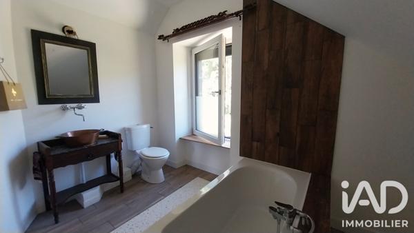 Maison à vendre 9 pièces 220 m² Besse-et-Saint-Anastaise