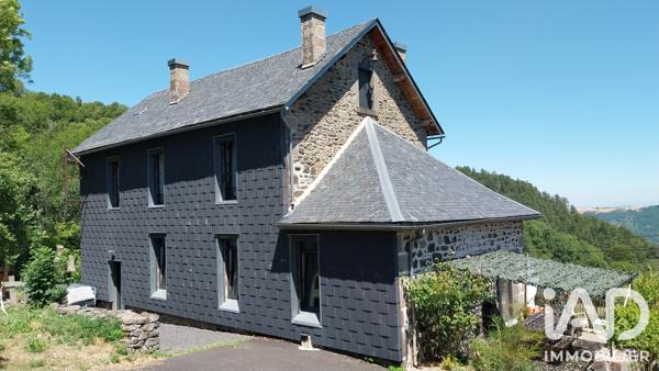 Maison à vendre 9 pièces 220 m² Besse-et-Saint-Anastaise