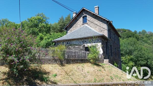 Maison à vendre 9 pièces 220 m² Besse-et-Saint-Anastaise