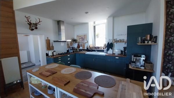 Maison à vendre 9 pièces 220 m² Besse-et-Saint-Anastaise