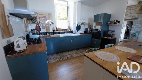 Maison à vendre 9 pièces 220 m² Besse-et-Saint-Anastaise