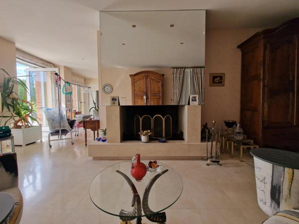 Maison 9 pièces - 380 m2