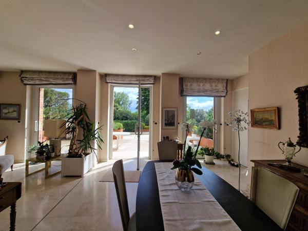 Maison 9 pièces - 380 m2