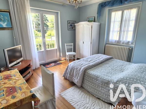 Maison à vendre 9 pièces 236 m² Aussillon