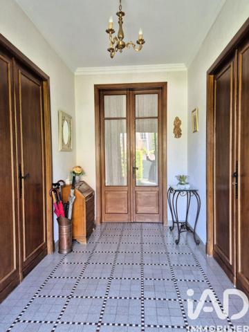 Maison à vendre 9 pièces 236 m² Aussillon