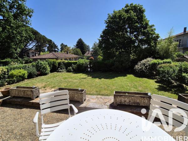 Maison à vendre 9 pièces 236 m² Aussillon