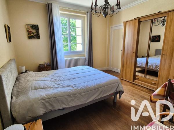 Maison à vendre 9 pièces 236 m² Aussillon