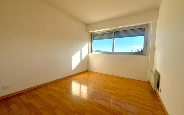 Appartement à vendre    3 pièces • 63,40 m2 Grasse