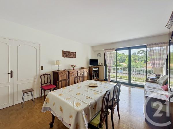 Appartement F2 à vendre  2 pièces - 56 m 2   ARCACHON  - 33