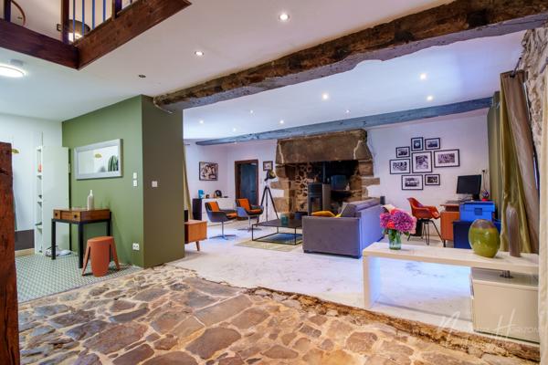 Maison
         6 pièces
        - 208 m² 229 900 € *
