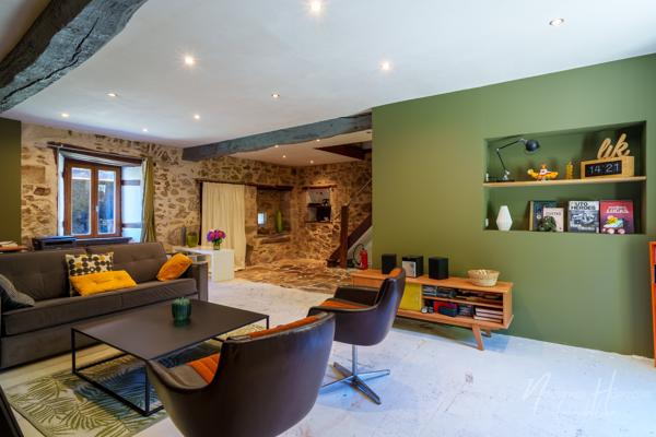 Maison
         6 pièces
        - 208 m² 229 900 € *