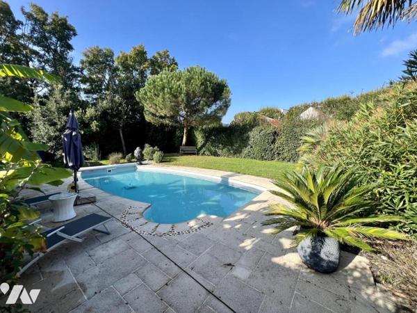 Maison Centre Carquefou - 4 chambres - piscine - garage 