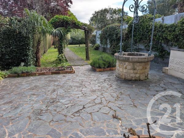 Maison à vendre  6 pièces - 110 m 2   PAUILLAC  - 33