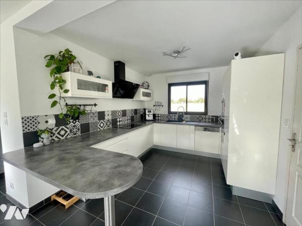 Proche CAEN, maison de 5 pièces