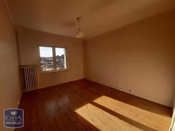 Appartement à louer 4 pièces 110.93m²