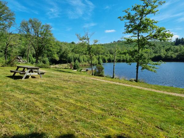 Lacs à vendre à Montrol-Sénard (87330) - Haute-Vienne