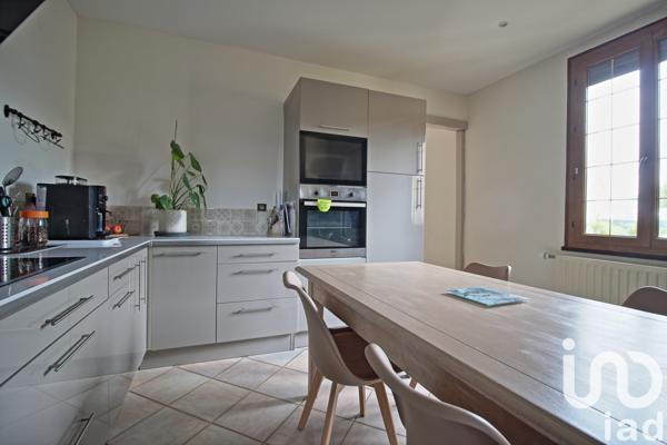 Maison à vendre 6 pièces 130 m² Saint-Martin-sur-le-Pré