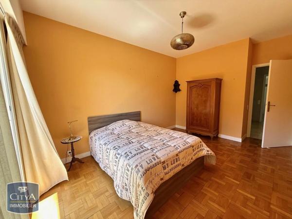 Appartement à louer 4 pièces 110m²