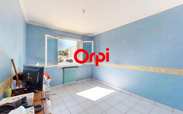 Appartement à vendre    4 pièces • 83,39 m2 Vaulx-en-Velin