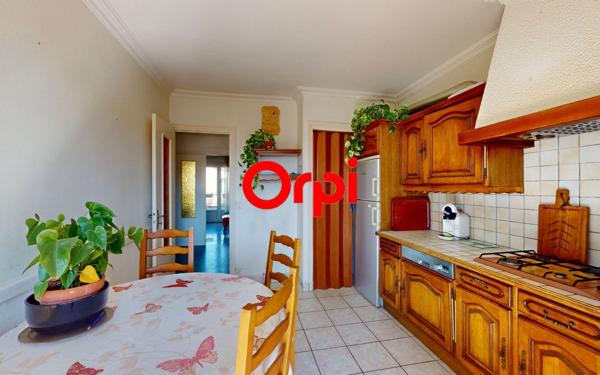 Appartement à vendre    4 pièces • 83,39 m2 Vaulx-en-Velin