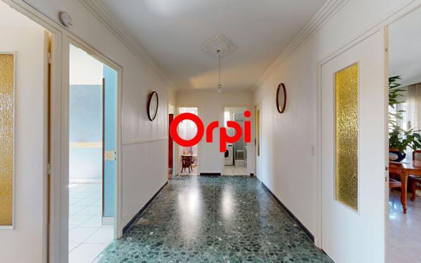 Appartement à vendre    4 pièces • 83,39 m2 Vaulx-en-Velin
