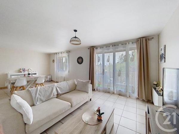 Appartement F4 à vendre  4 pièces - 80 m2 ST CLEMENT - 89