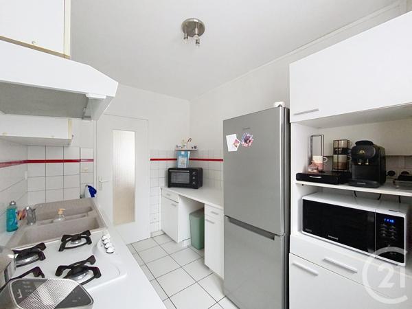 Appartement F4 à vendre  4 pièces - 80 m2 ST CLEMENT - 89