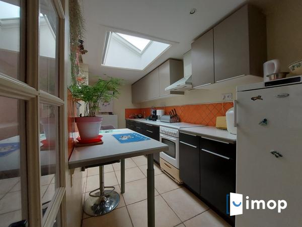 Maison avec exterieur proche transport