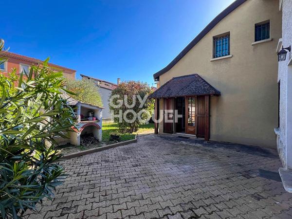 Maison atypique de 155 m², centre de Chaponnay