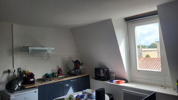 Immeuble
         7 pièces
        - 200 m² 200 000 € *
