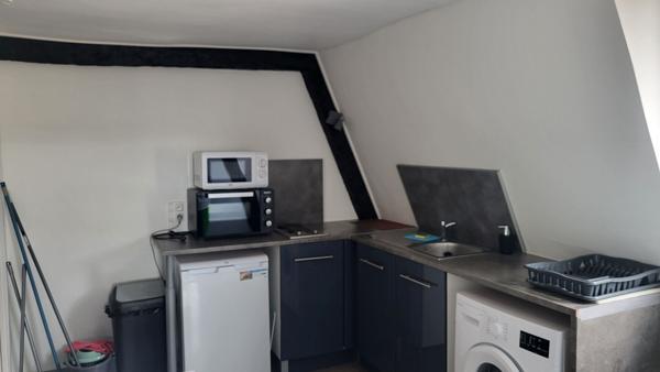 Immeuble
         7 pièces
        - 200 m² 200 000 € *
