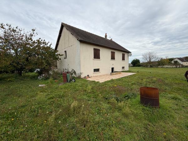 MAISON 3 CHAMBRES - GARAGE - TERRAIN