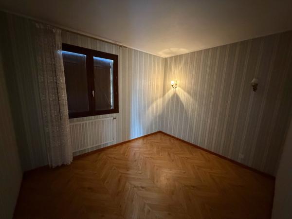 MAISON 3 CHAMBRES - GARAGE - TERRAIN