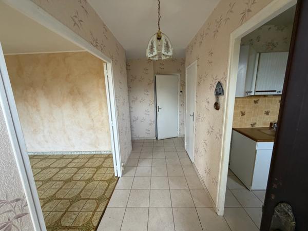 MAISON 3 CHAMBRES - GARAGE - TERRAIN