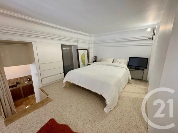 Appartement T3 à vendre  3 pièces - 92,30 m 2   HYERES  - 83