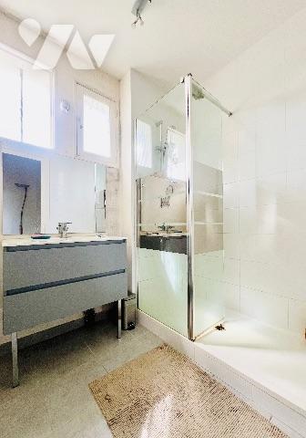 SAINT-CYR-SUR-LOIRE
Av. de la République
Idéalement située