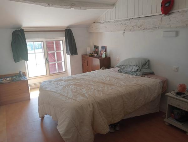 Spacieuse maison de caractère