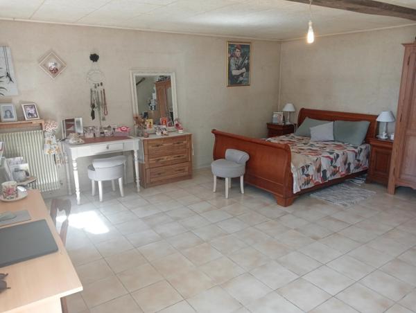 Spacieuse maison de caractère