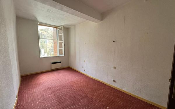 Maison à vendre    8 pièces •  Malemort-du-Comtat