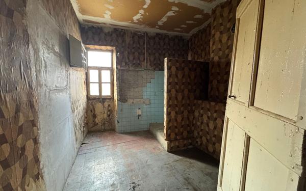 Maison à vendre    8 pièces •  Malemort-du-Comtat