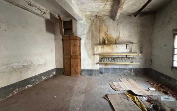 Maison à vendre    8 pièces •  Malemort-du-Comtat