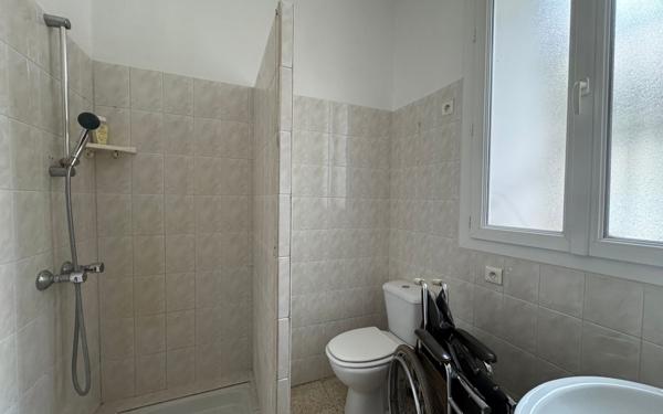 Maison à vendre    8 pièces •  Malemort-du-Comtat