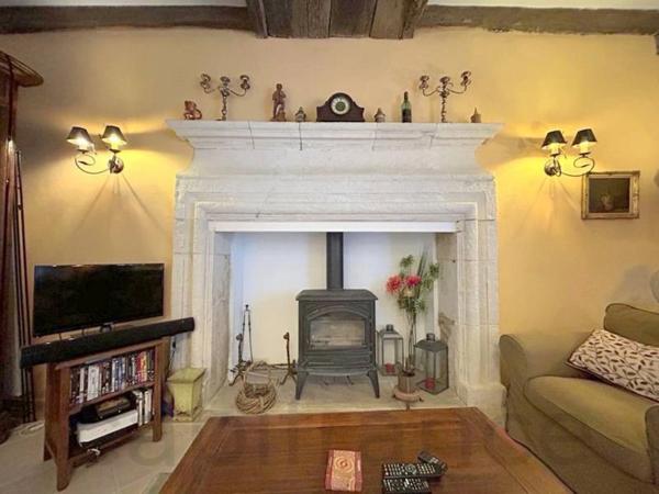 Dpt Corrèze (19), à vendre TURENNE maison P3