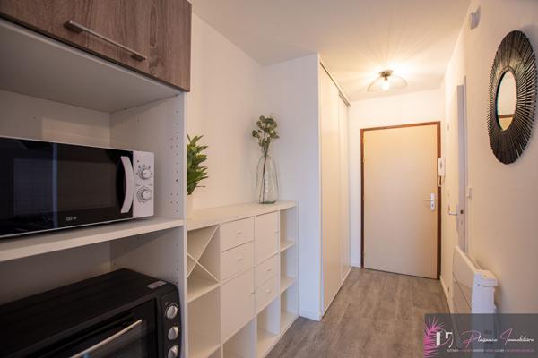 Studio rénové avec gout  La rochelle