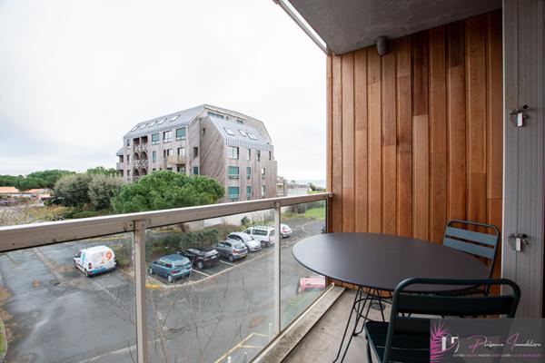 Studio rénové avec gout  La rochelle